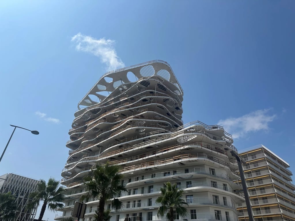 Apartment in Saint-Laurent-du-Var - Image 2