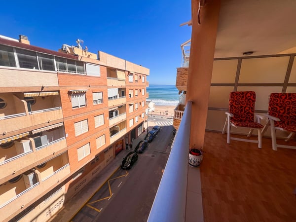 Apartment in Guardamar del Segura - view 1
