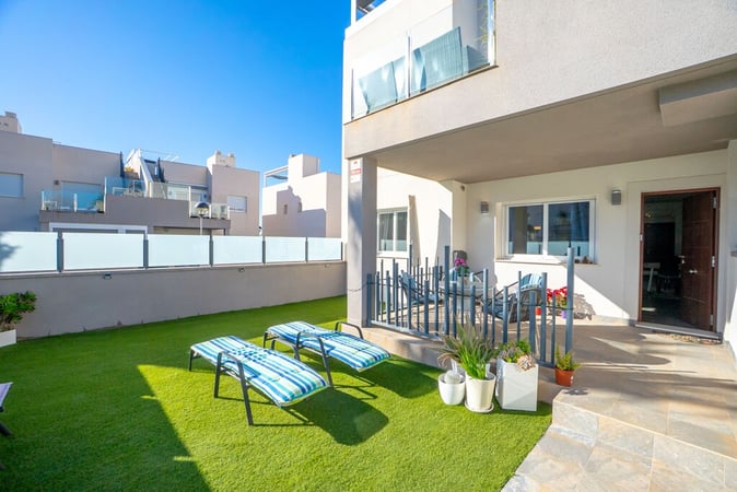 Apartment in Torrevieja - view 1