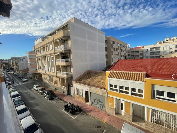Apartment in Torrevieja - view 1