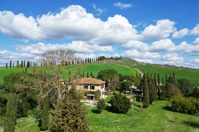 House in Asciano - view 1