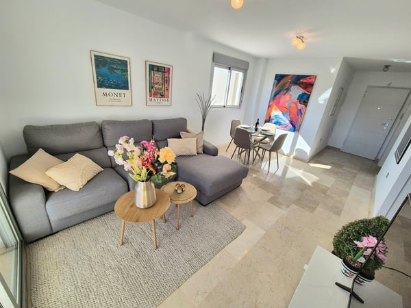 Apartment in Villamartin - view 1