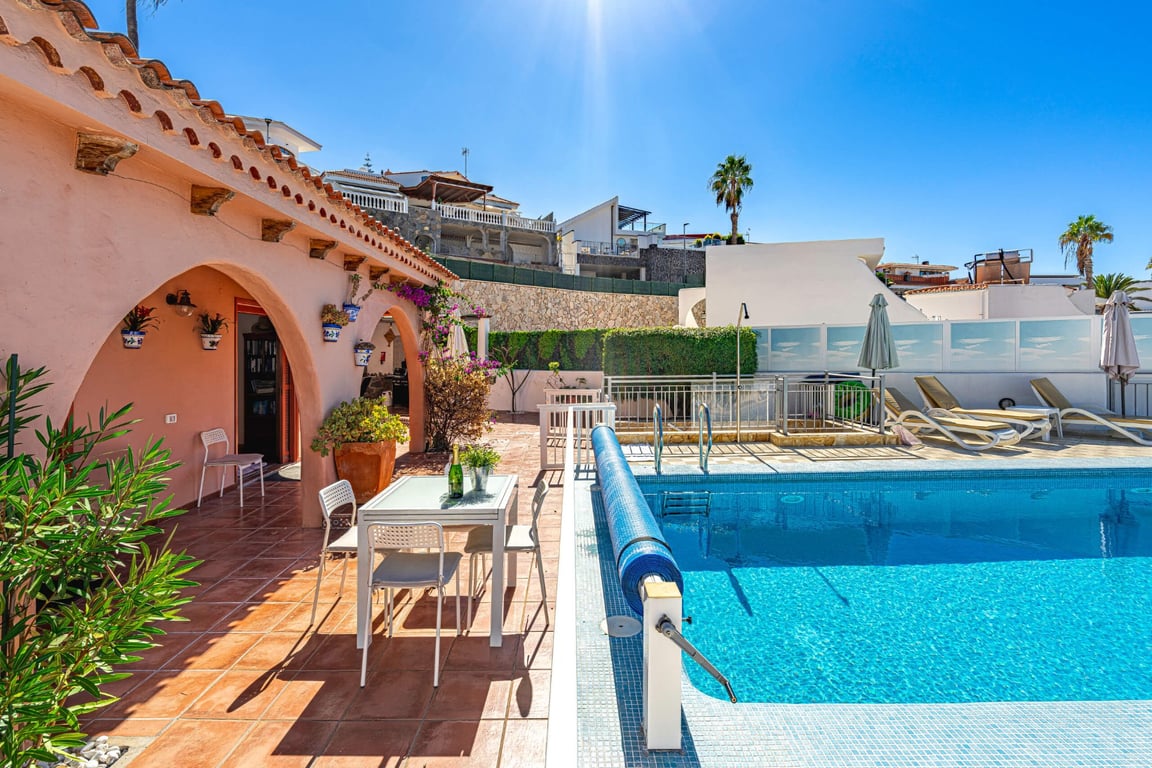 House in Adeje - Image 2