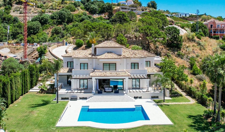 House in Benahavis - view 1