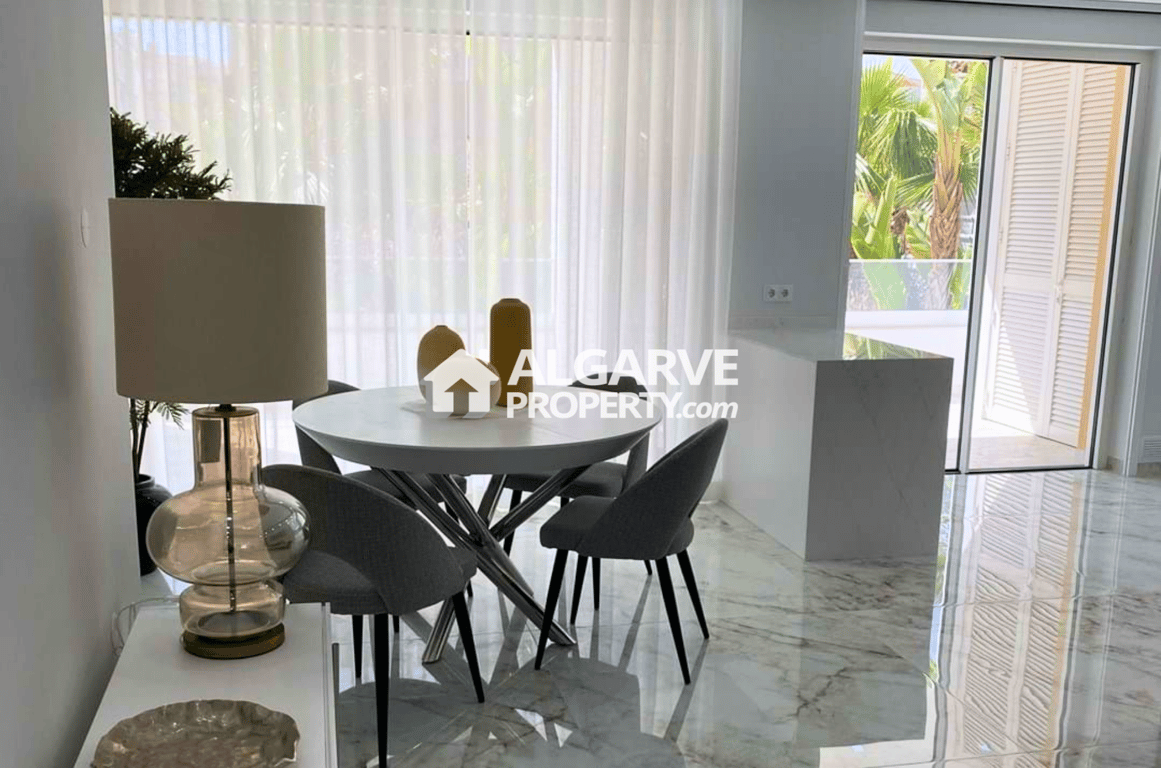 Apartment in Lagos - Image 2