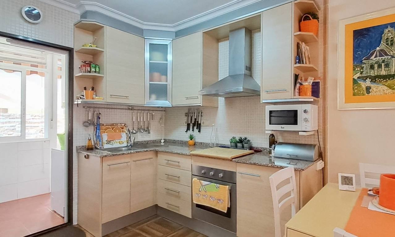 Apartment in Torrevieja - Image 3