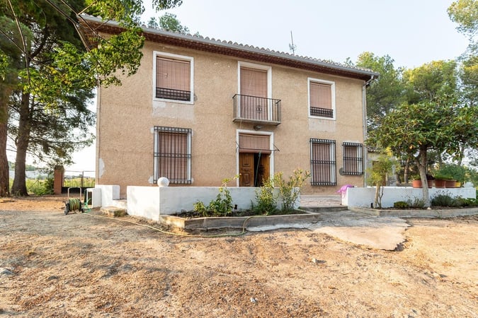 House in Cehegin - view 1