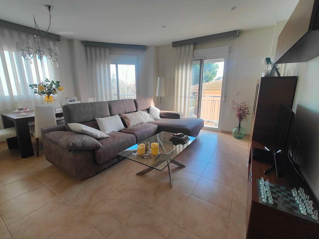 Apartment in Alhama de Murcia - Image 2