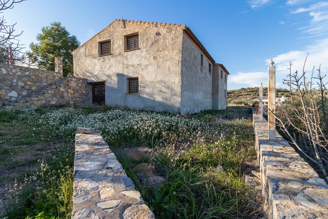Chalet in Cehegin - view 1