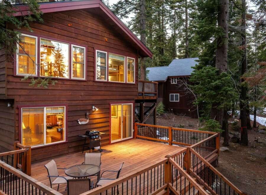 House in Tahoma - Image 2