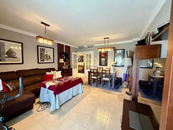 Penthouse in Estepona - view 1