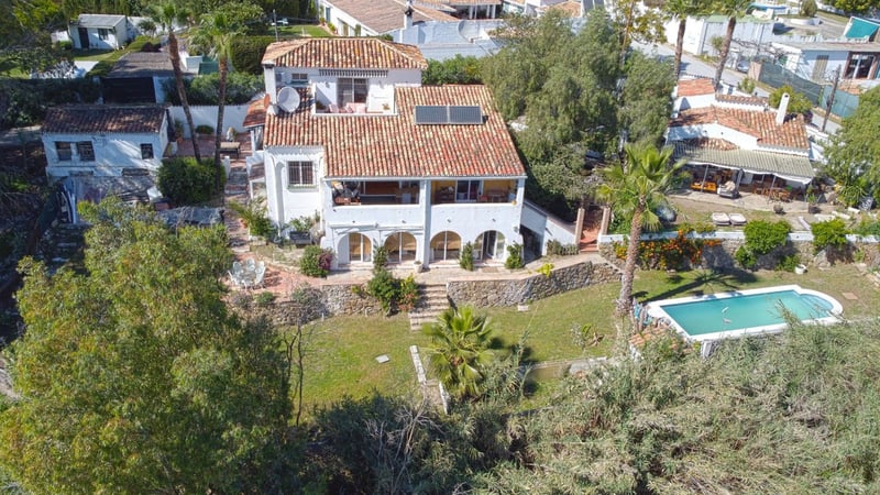 Villa in Costa del Sol - view 1
