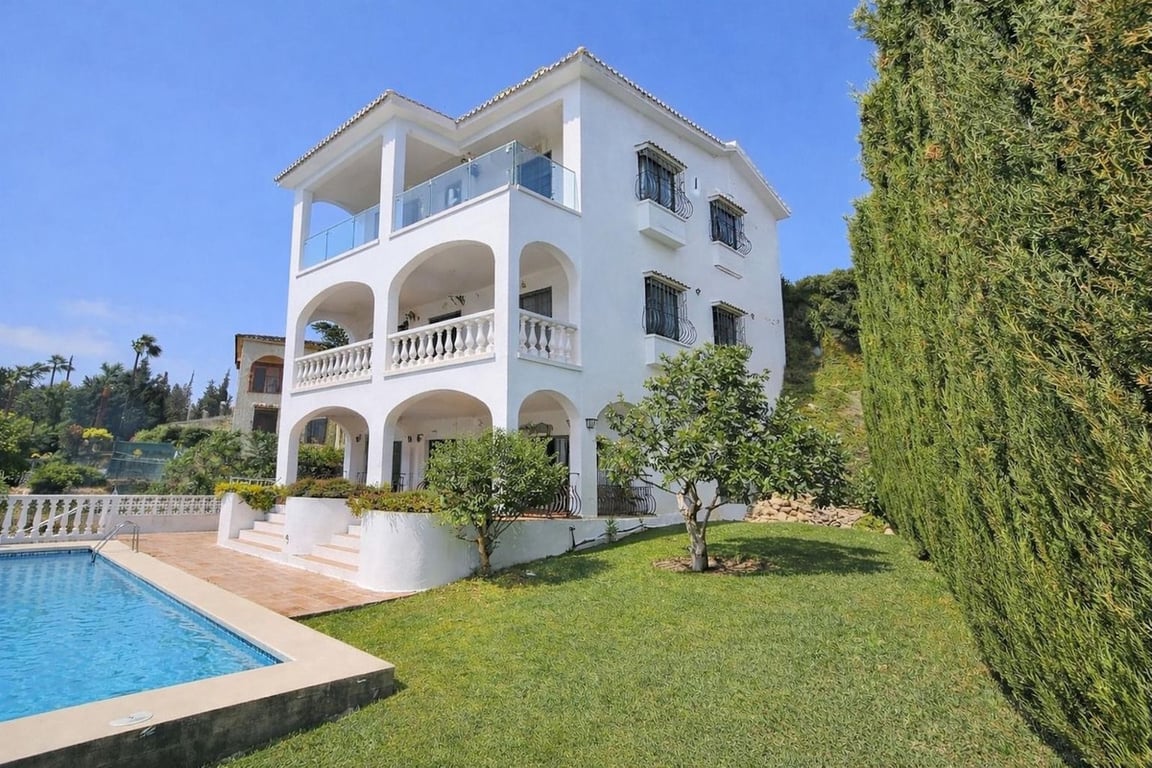 Villa in Mijas - Image 2