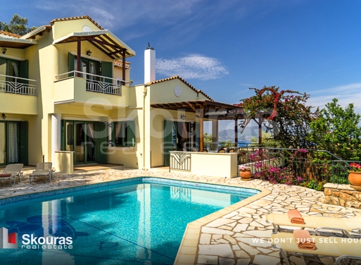 Villa in Steno - view 1