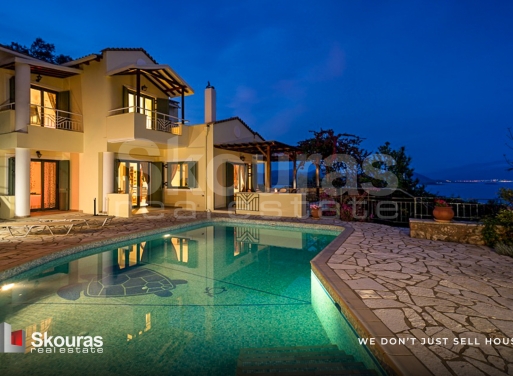 Villa in Steno - view 1