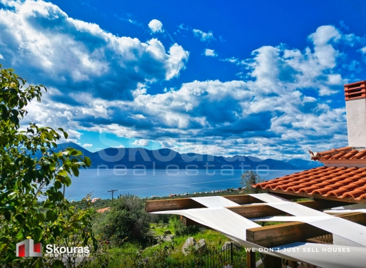 House in Megalochori - view 1