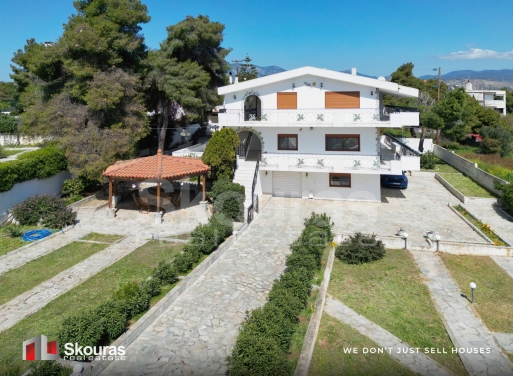 House in Kavos - view 1