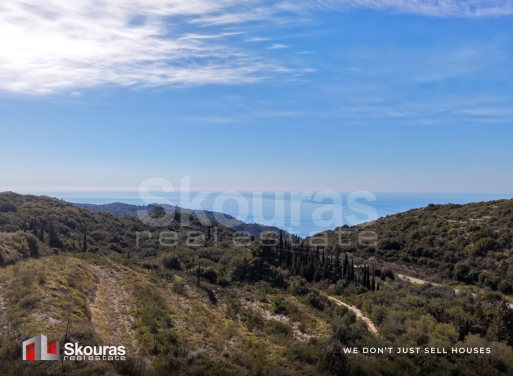 Land in Asproyerakata - view 1