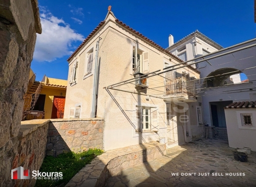 House in Kranidi - view 1