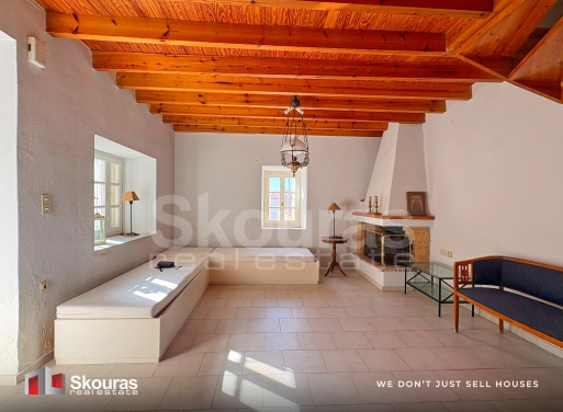 House in Kranidi - view 1