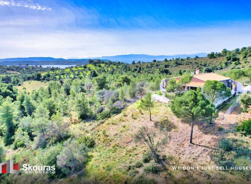 House in Porto Cheli - view 1