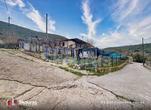 House in Poliani - view 1
