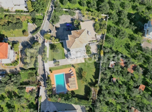 Villa in Kalamata - view 1