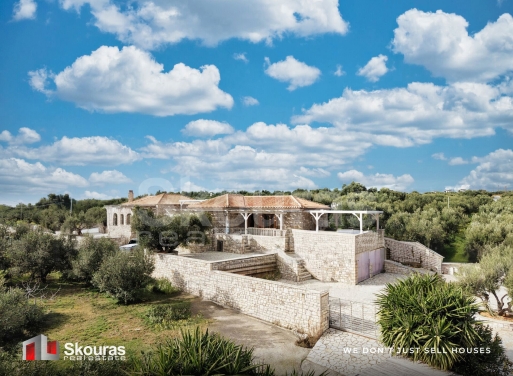 House in Kamaria - view 1