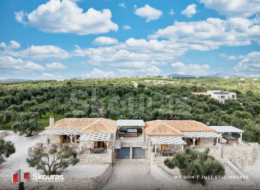 House in Kamaria - view 1