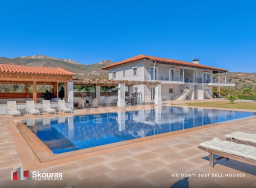 Villa in Corinth - view 1