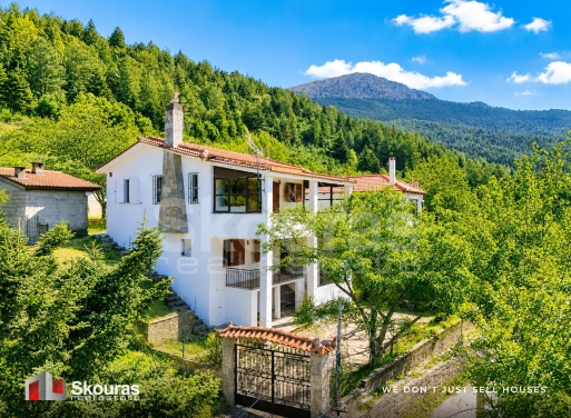 House in Agia Varvara - view 1