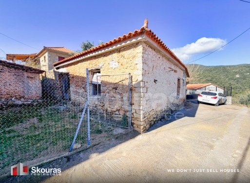 House in Aipeia - view 1