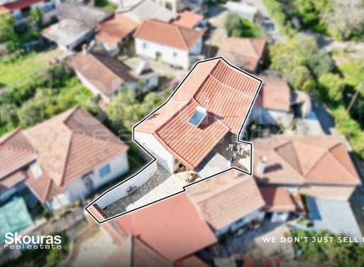 House in Ithomi - view 1