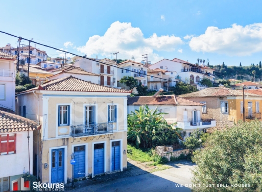 House in Koroni - view 1