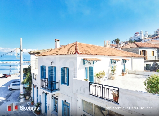 House in Koroni - view 1