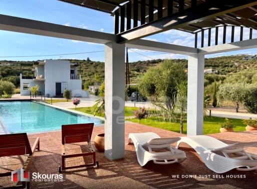 House in Gialova - view 1