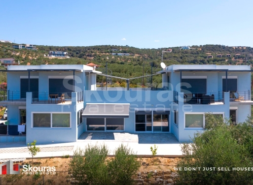 House in Gialova - view 1