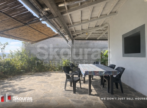 House in Thouria - view 1