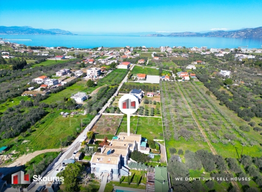 Apartment in Poseidonia - Image 3