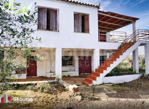 House in Filiatra - view 1