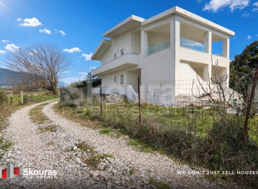 House in Nikolaiika - view 1