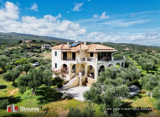 House in Koroni - view 1