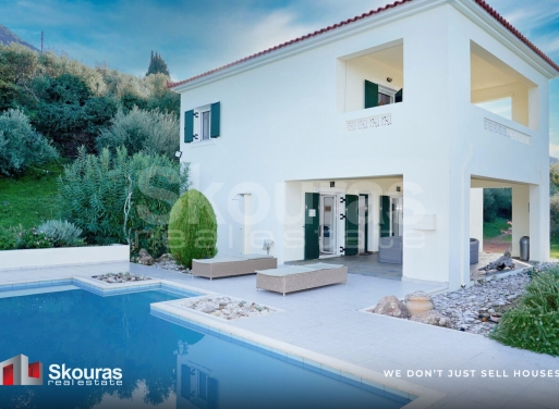 House in Vafes - view 1