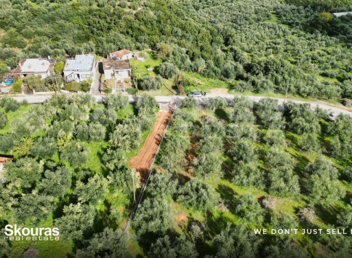 Land in Milos - Image 2