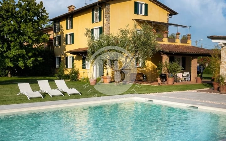 Villa in Marinella - view 1