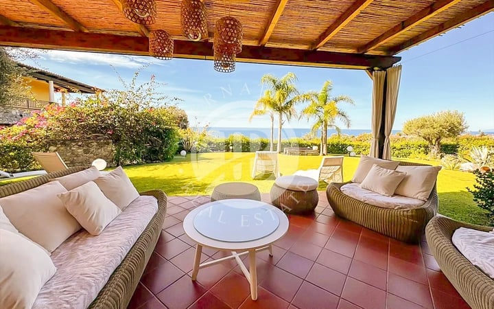 Villa in Diamante - view 1