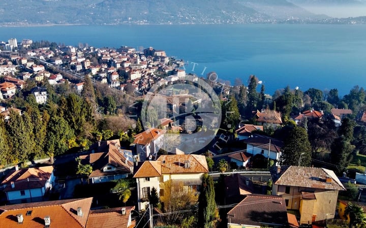 Villa in Baveno - view 1
