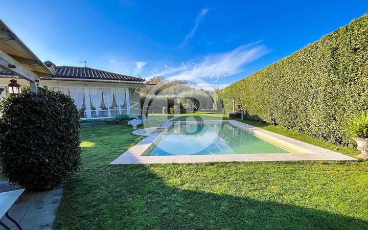 Villa in Lucca - view 1