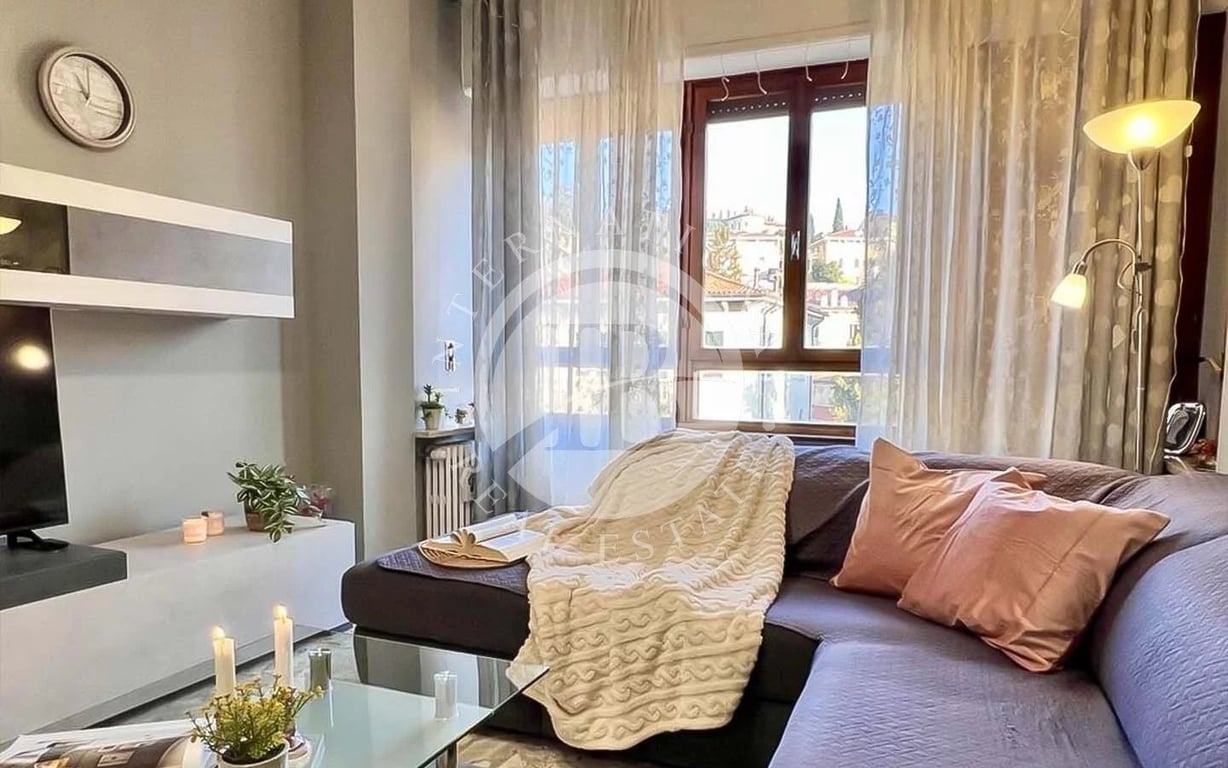 Apartment in Verona - Image 3