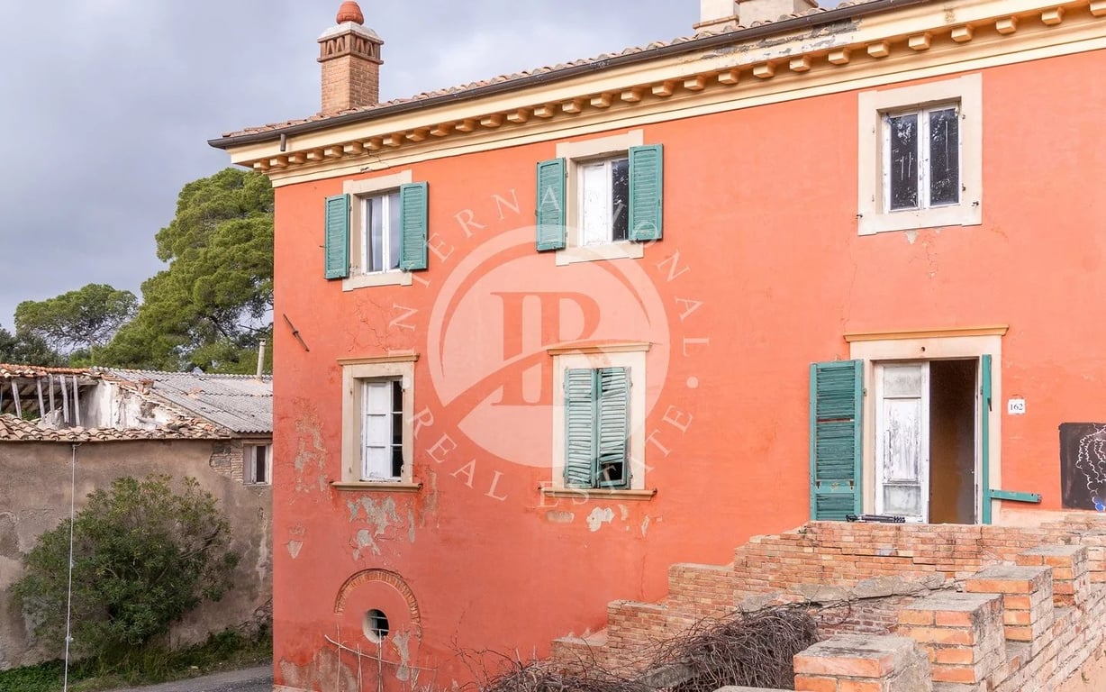 Apartment in Santa Luce - Image 2